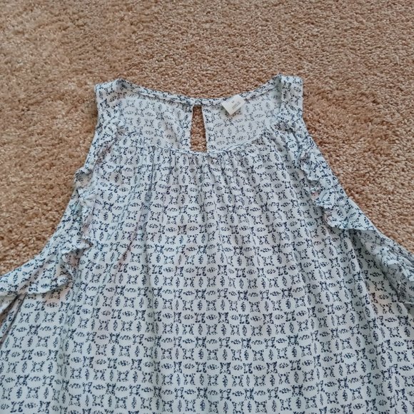 Old Navy Geometric Print Halter Top - Picture 3 of 5
